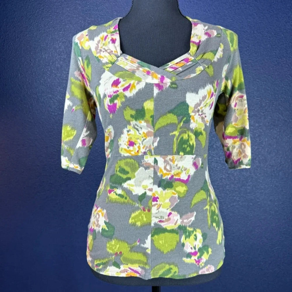 Anthropologie Tiny Floral Motif Fitted Knit Top, Size Extra Small - Picture 1 of 9